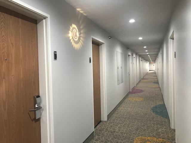 Days By Wyndham Great Lakes Naval Base Hotel
