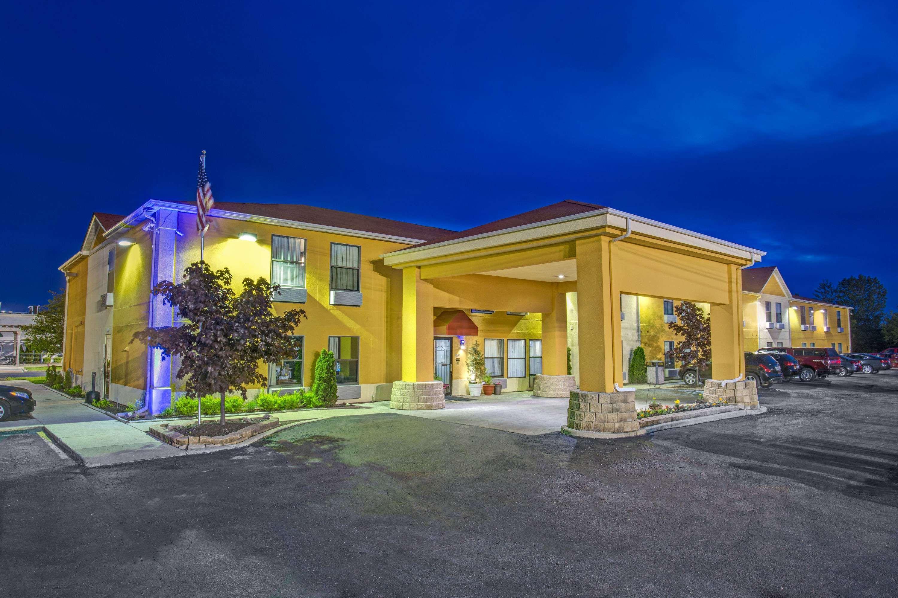 Hotel Days By Wyndham Great Lakes Naval Base North Chicago